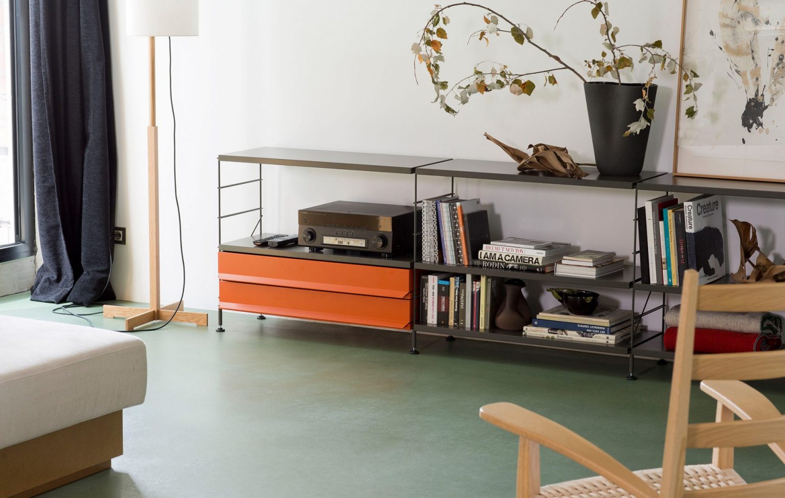 00_TRIA_shelving_system_living_room_05-1-1536x974.jpg